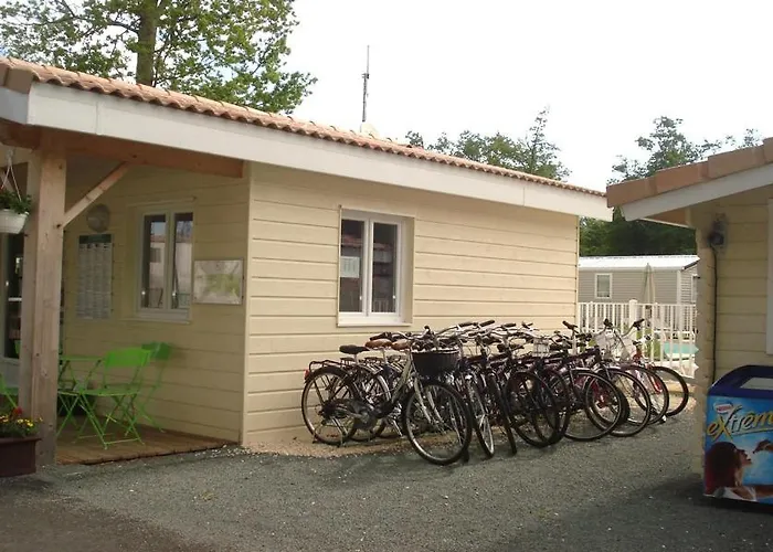 Les Chevrefeuilles - Maeva Royan