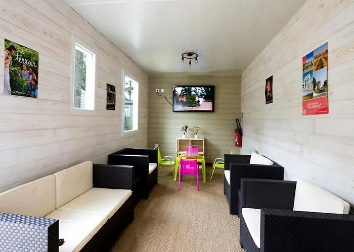 Camping Les Chevrefeuilles - Maeva