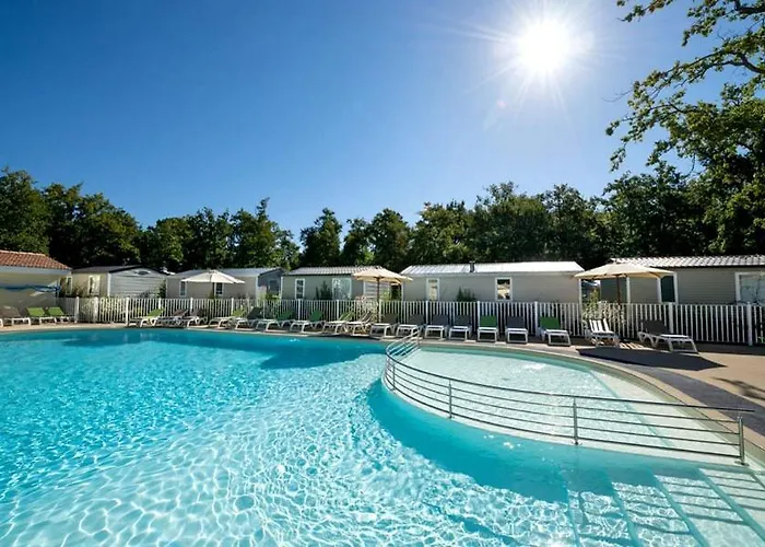 Camping Les Chevrefeuilles - Maeva Royan